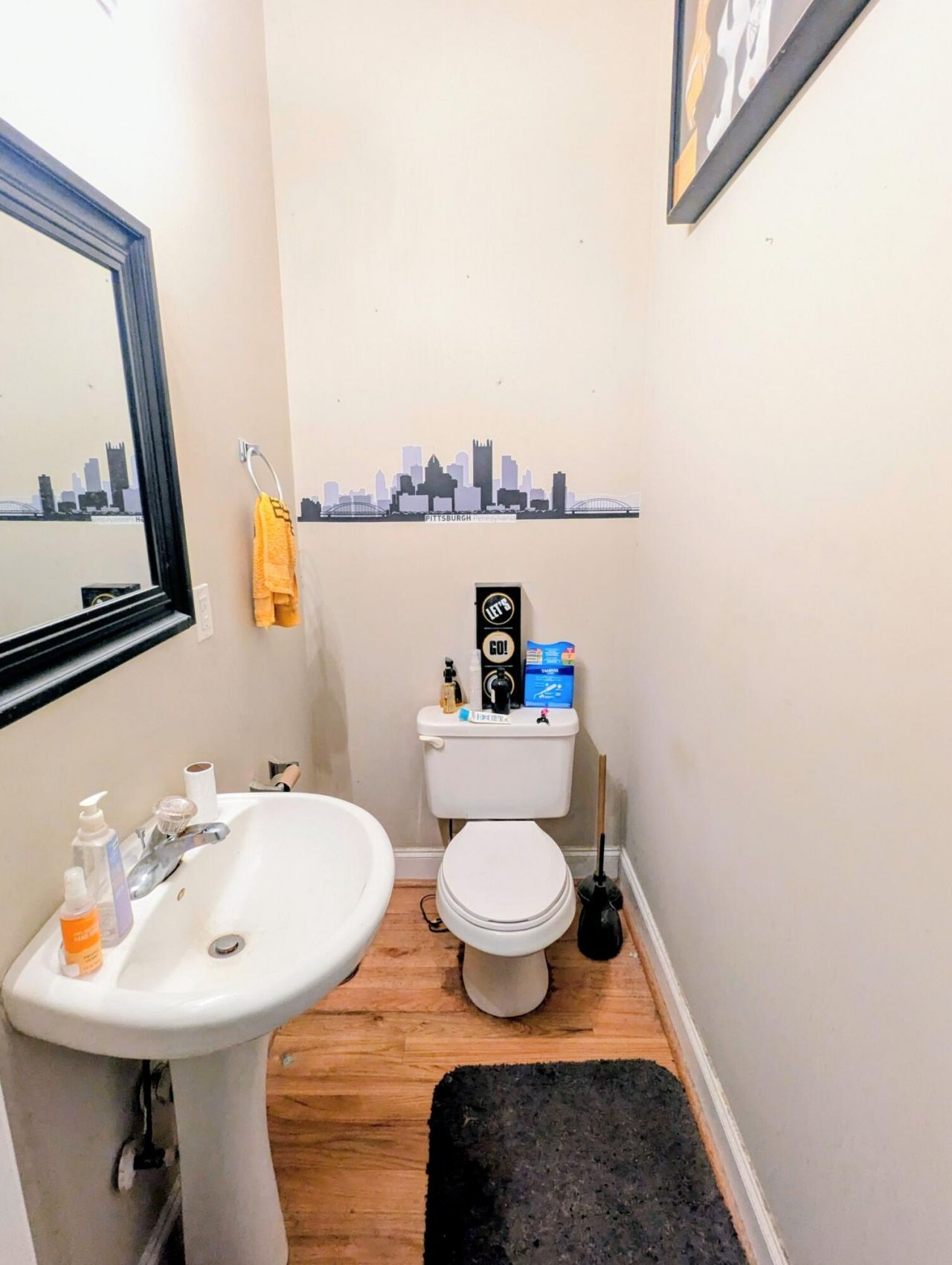 4029 Hartland Street Photo 5
