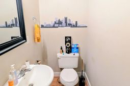 4029 Hartland Street photo 4
