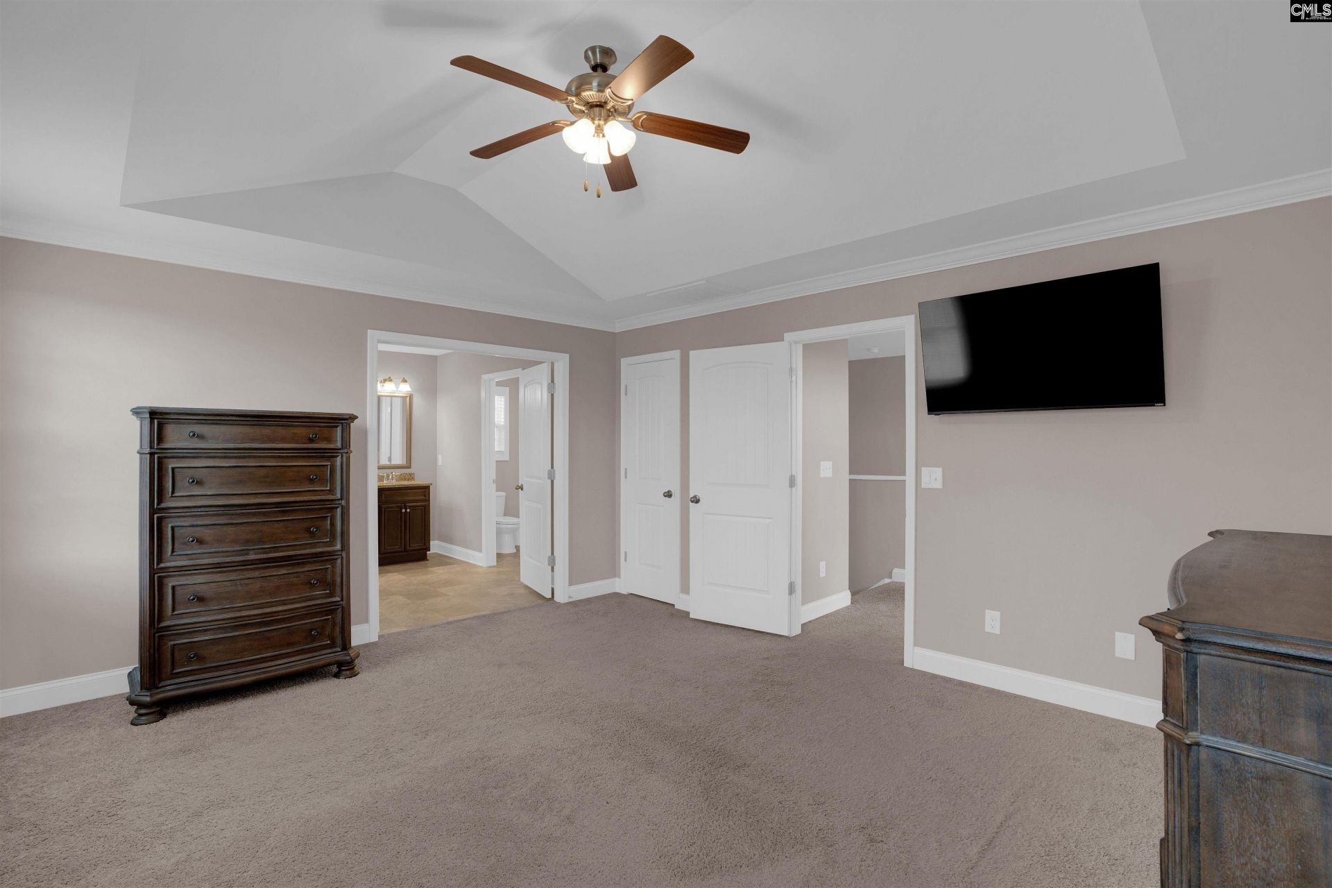 692 Gladiolus Drive  Photo 13