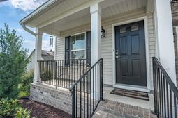 692 Gladiolus Drive  photo 4