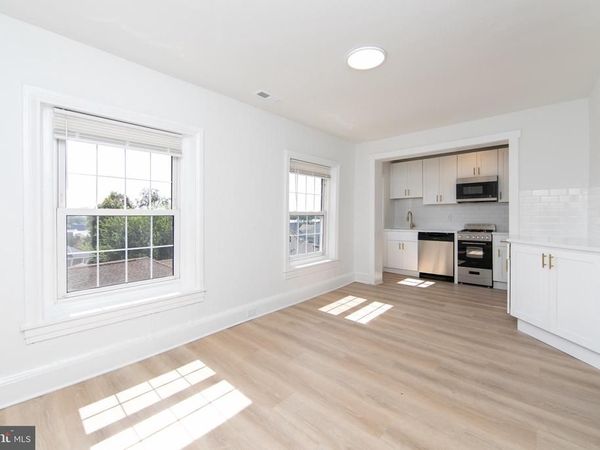 9 E HOLLY AVENUE, Unit APT 5, HADDON TOWNSHIP, NJ 08107