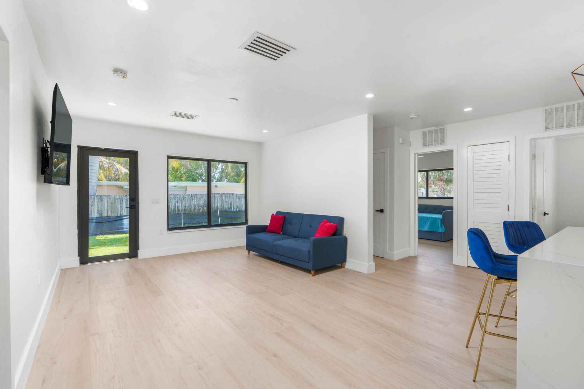 303 De Carie Street, Unit 303, Delray Beach, FL 33444 Photo