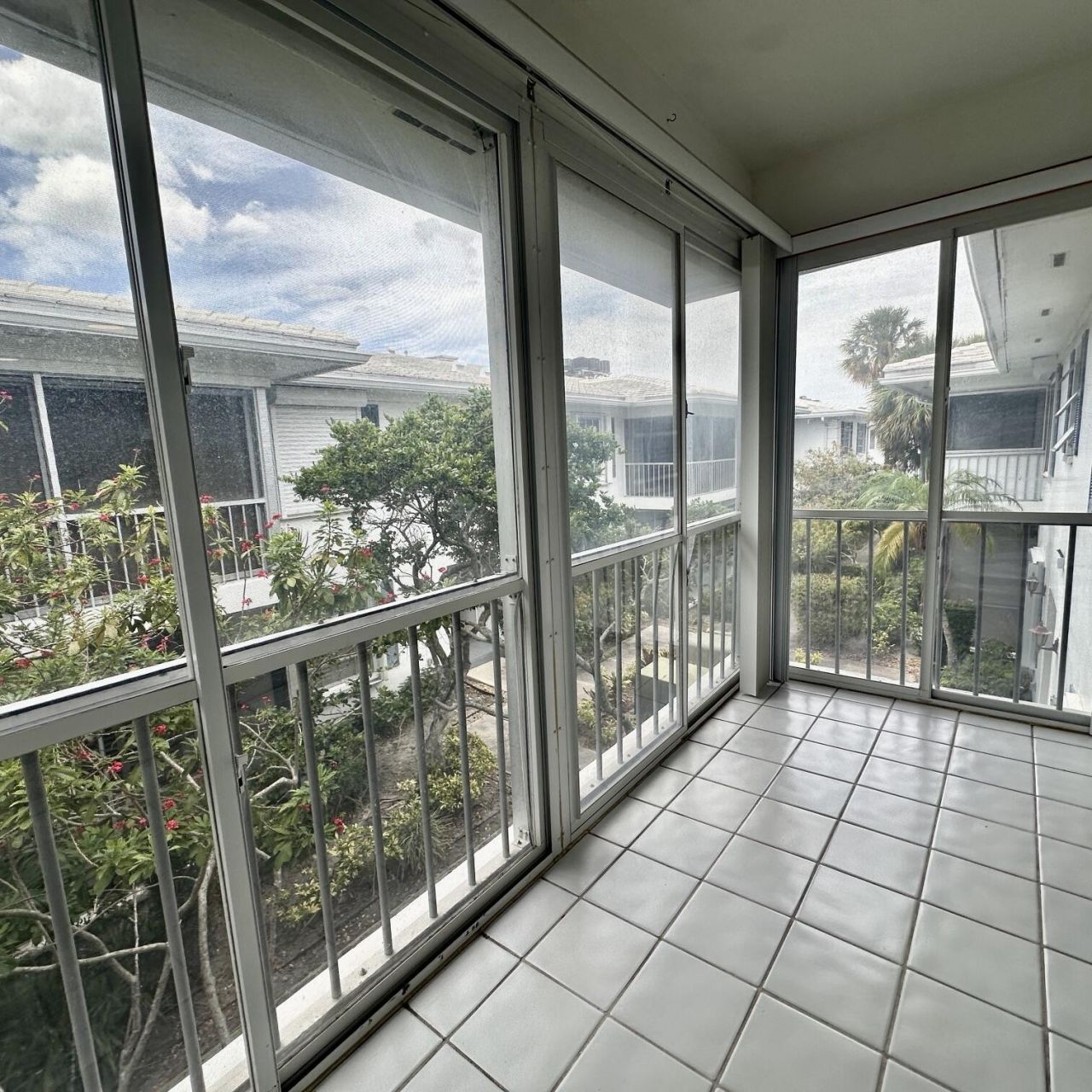 2171 NE 66th Street, Unit 828, Fort Lauderdale, FL 33308 Photo