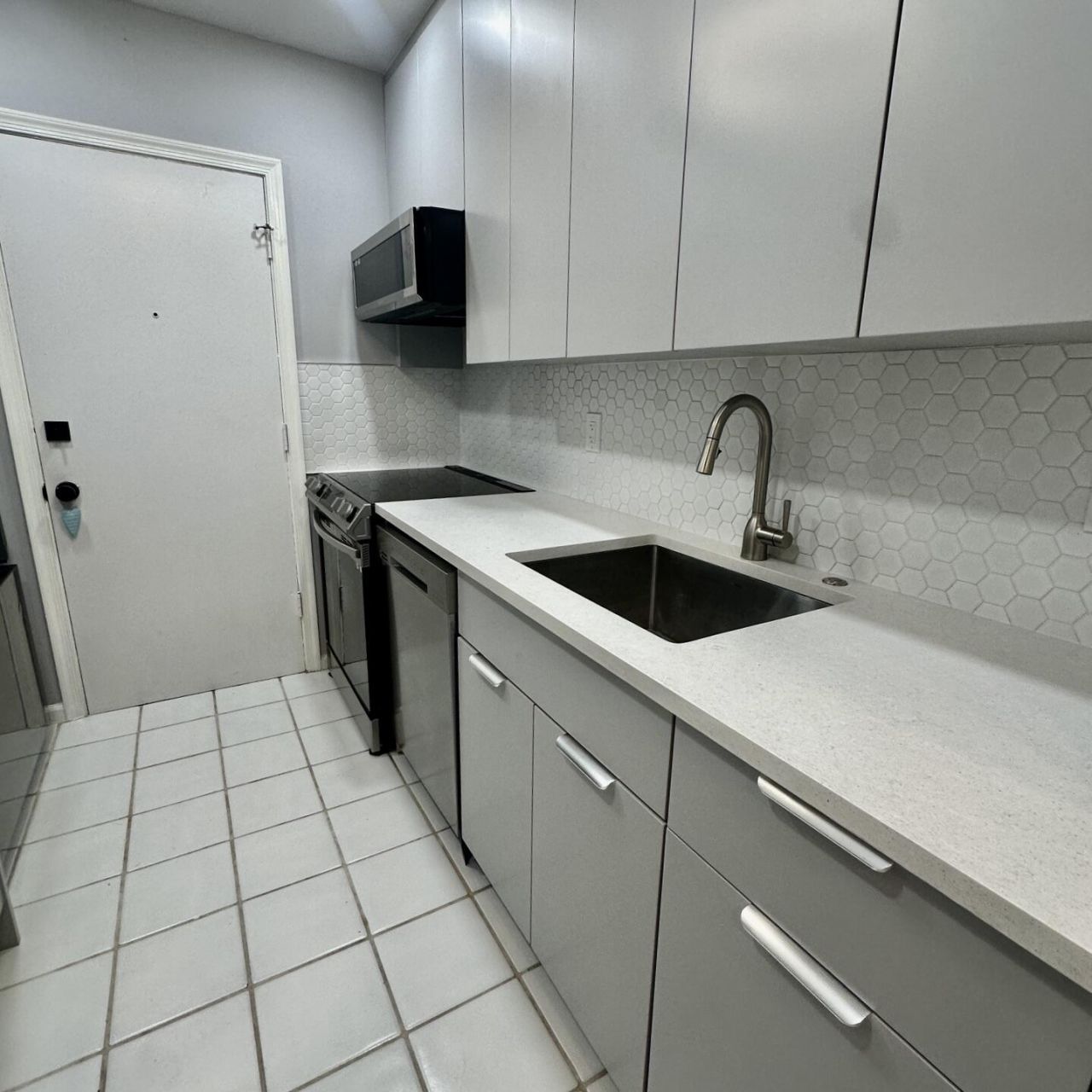 2171 NE 66th Street, Unit 828, Fort Lauderdale, FL 33308 Photo