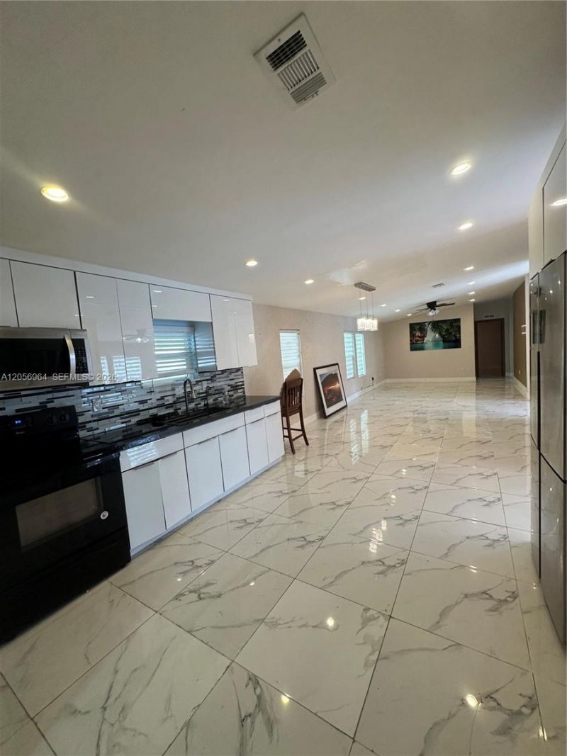 220 NE 12th Ave Lot 137, Homestead, FL 33030 Photo