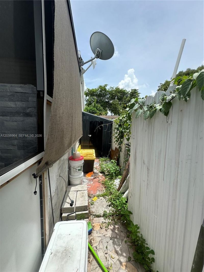 220 NE 12th Ave Lot 137, Homestead, FL 33030 Photo