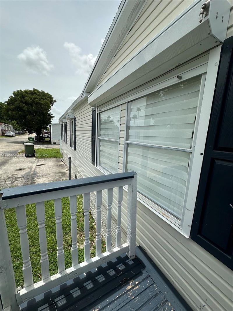 220 NE 12th Ave Lot 137, Homestead, FL 33030 Photo