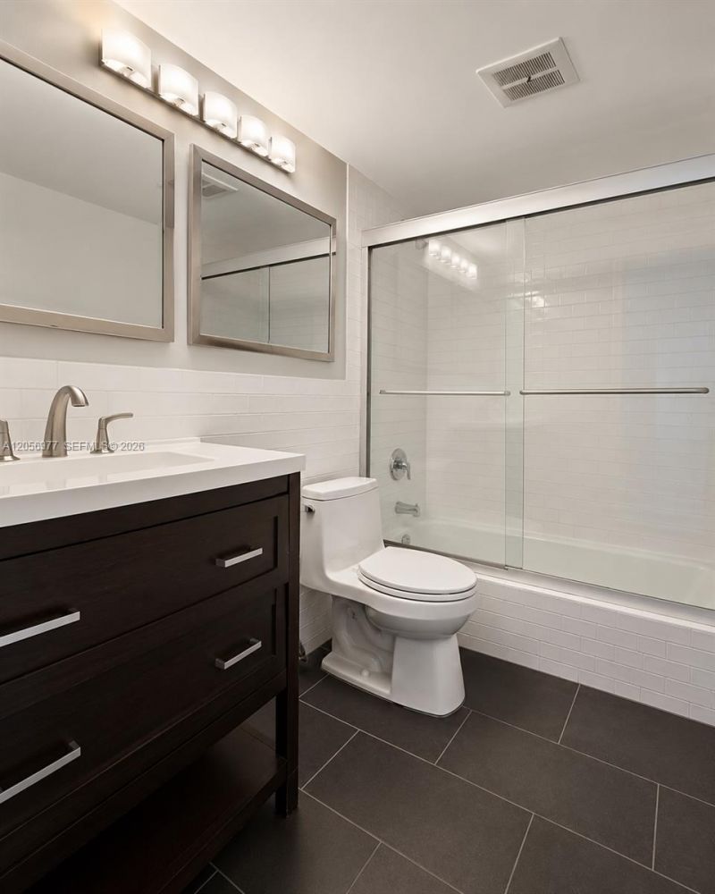 1881 Middle River Dr , Unit 604, Fort Lauderdale, FL 33305 Photo