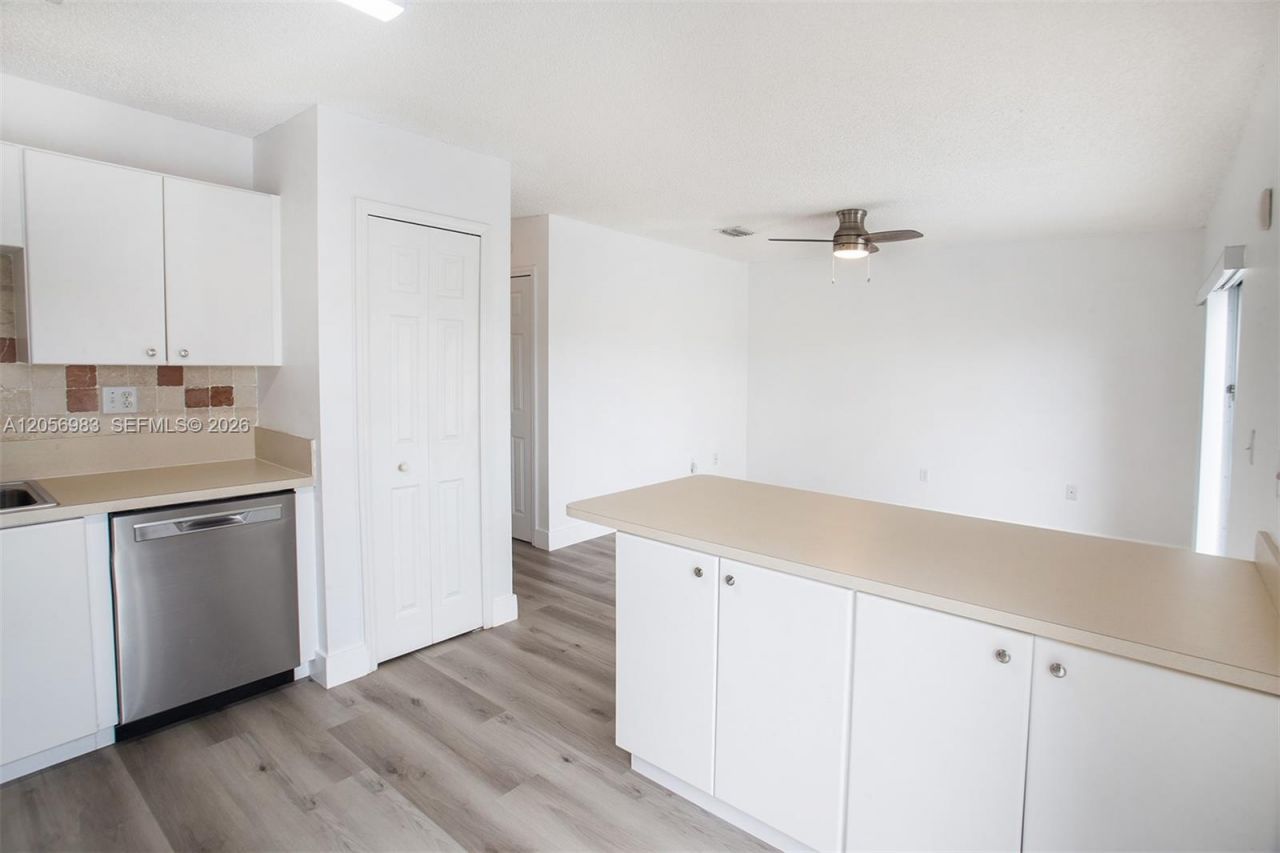 8949 SW 214th St , Unit 8949, Cutler Bay, FL 33189 Photo