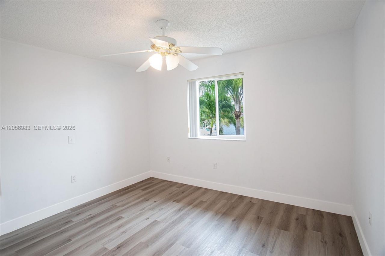 8949 SW 214th St , Unit 8949, Cutler Bay, FL 33189 Photo