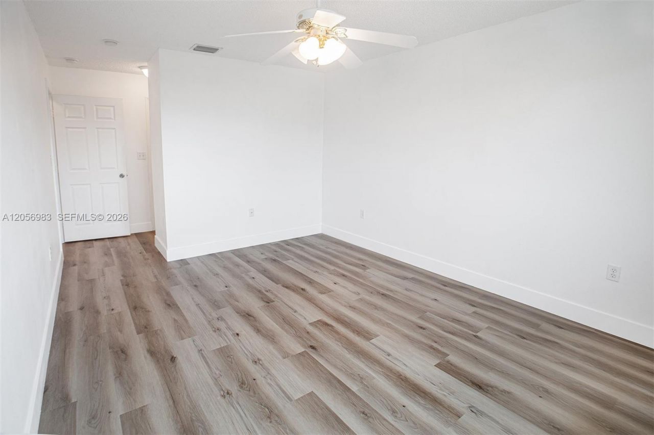8949 SW 214th St , Unit 8949, Cutler Bay, FL 33189 Photo