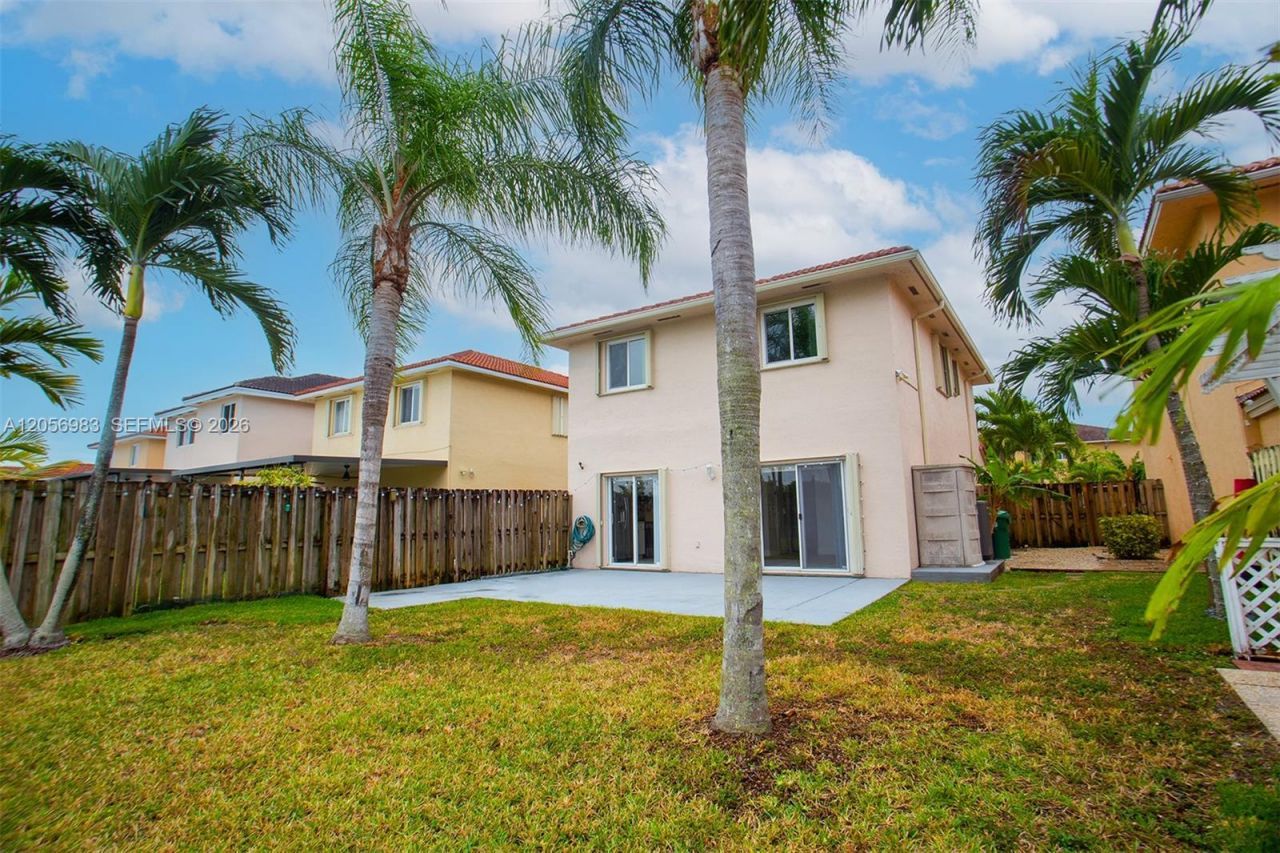 8949 SW 214th St , Unit 8949, Cutler Bay, FL 33189 Photo