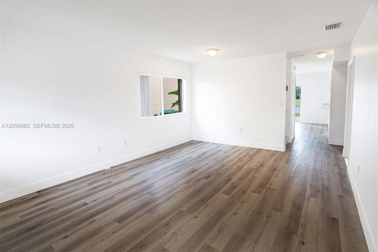 8949 SW 214th St , Unit 8949, Cutler Bay, FL 33189 Photo
