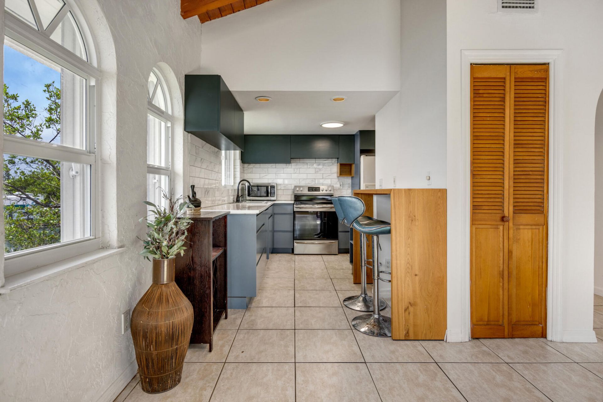 32 Hilton Haven Road, Unit APT 5, Key West, FL 33040 Photo