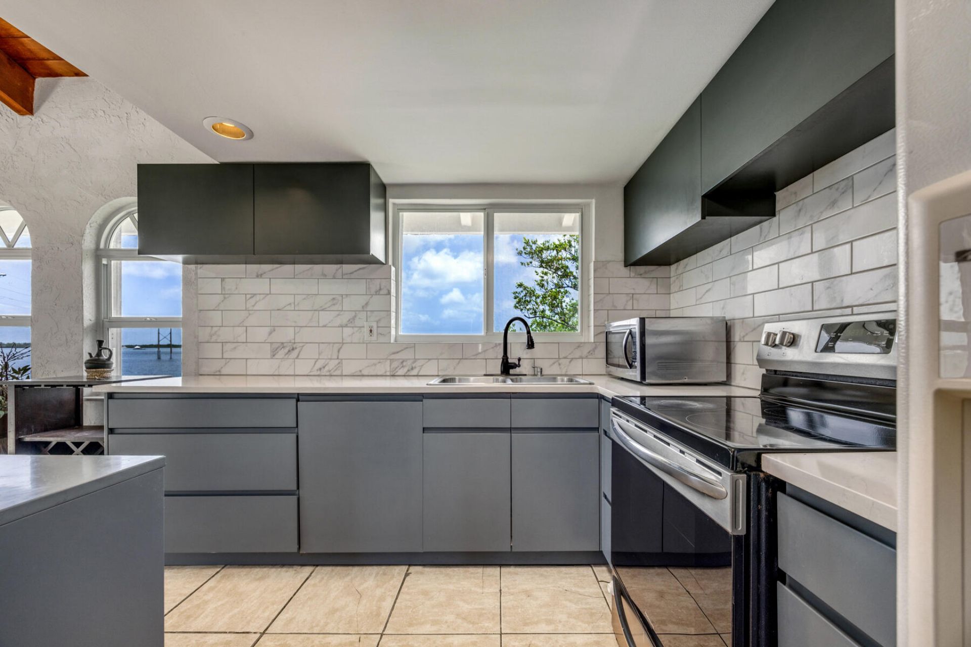 32 Hilton Haven Road, Unit APT 5, Key West, FL 33040 Photo