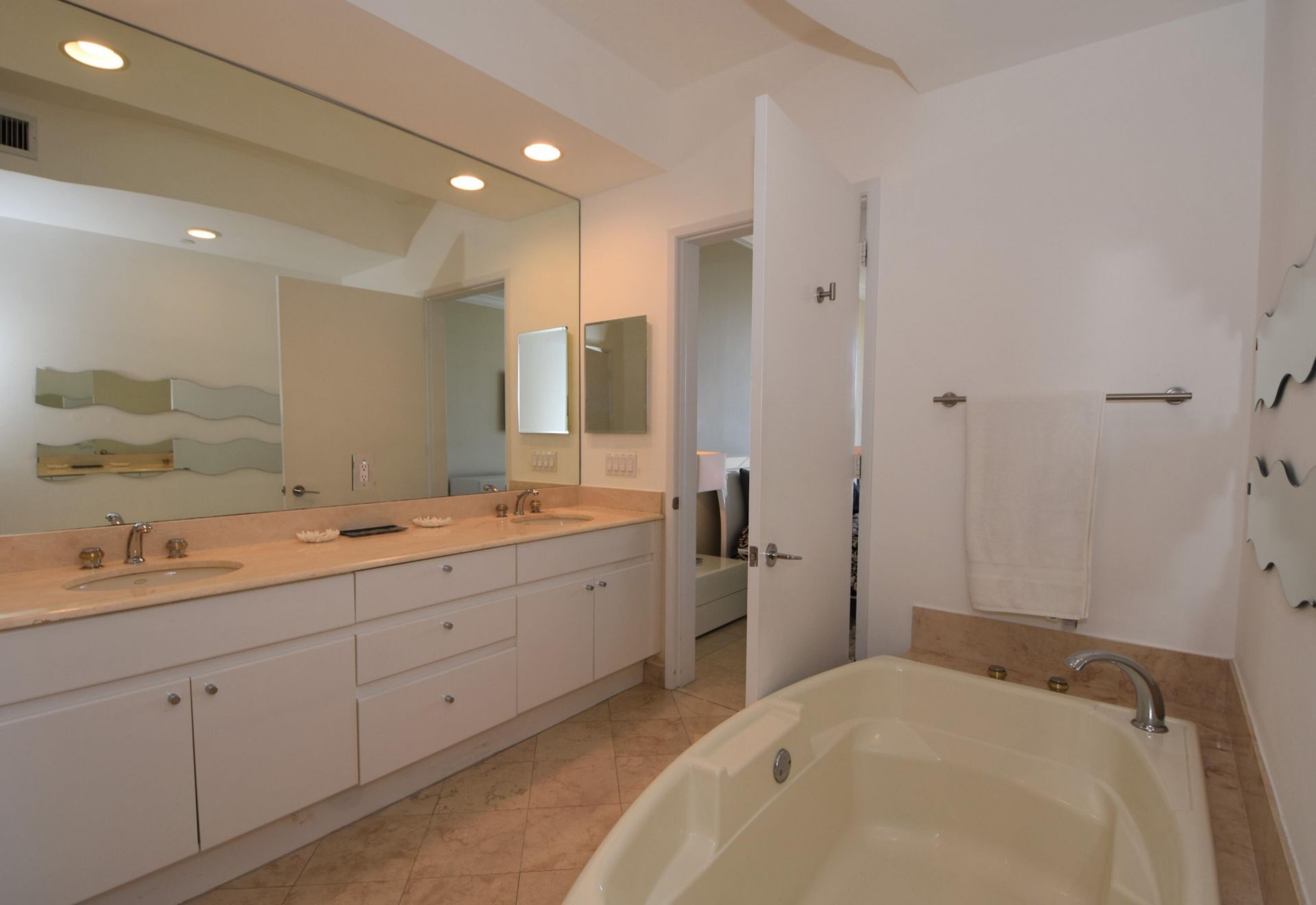 707 Crandon Boulevard, Unit PH-8, Key Biscayne, FL 33149 Photo