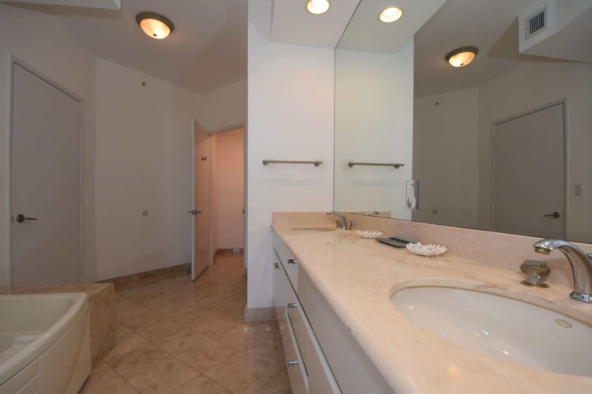 707 Crandon Boulevard, Unit PH-8, Key Biscayne, FL 33149 Photo