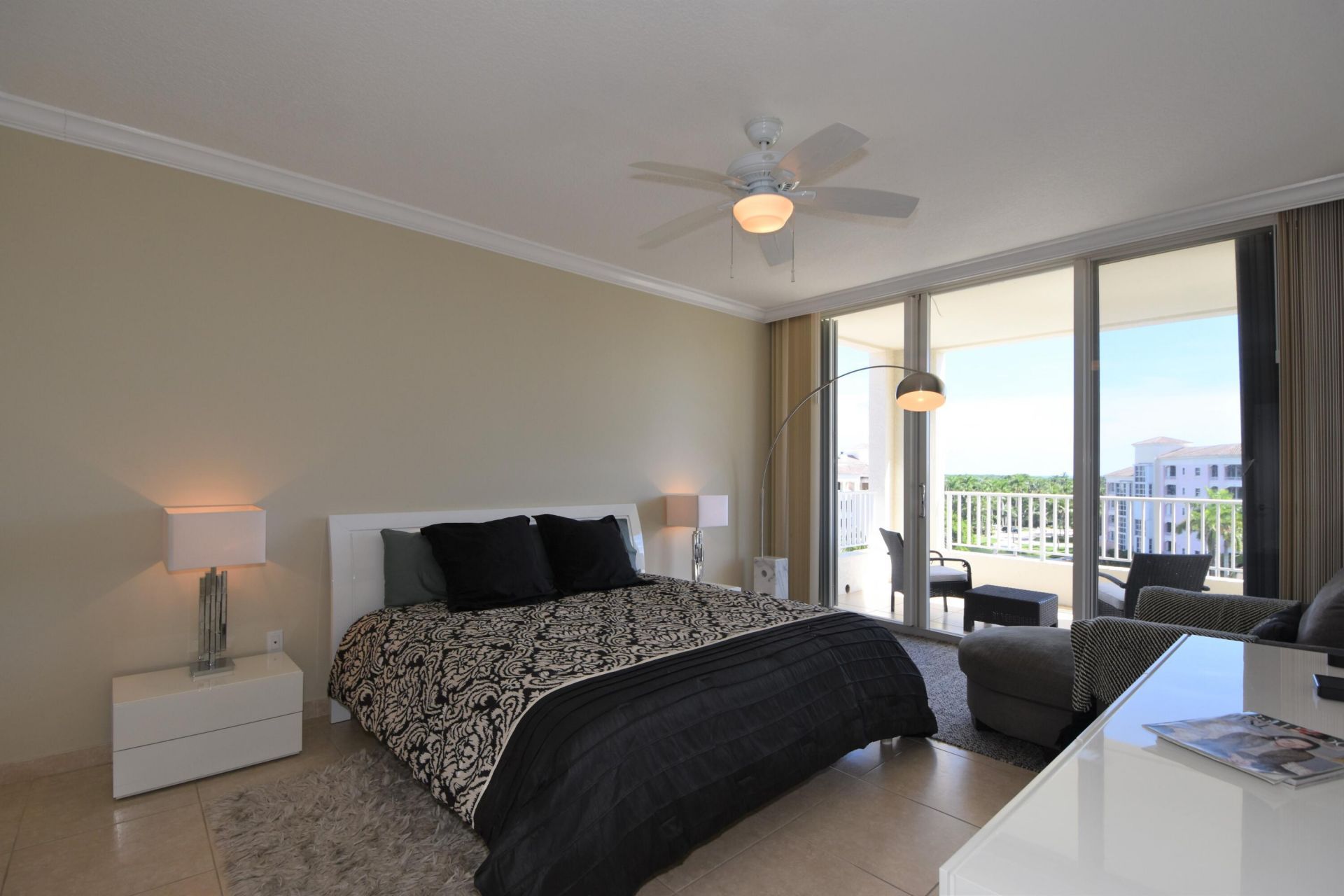 707 Crandon Boulevard, Unit PH-8, Key Biscayne, FL 33149 Photo