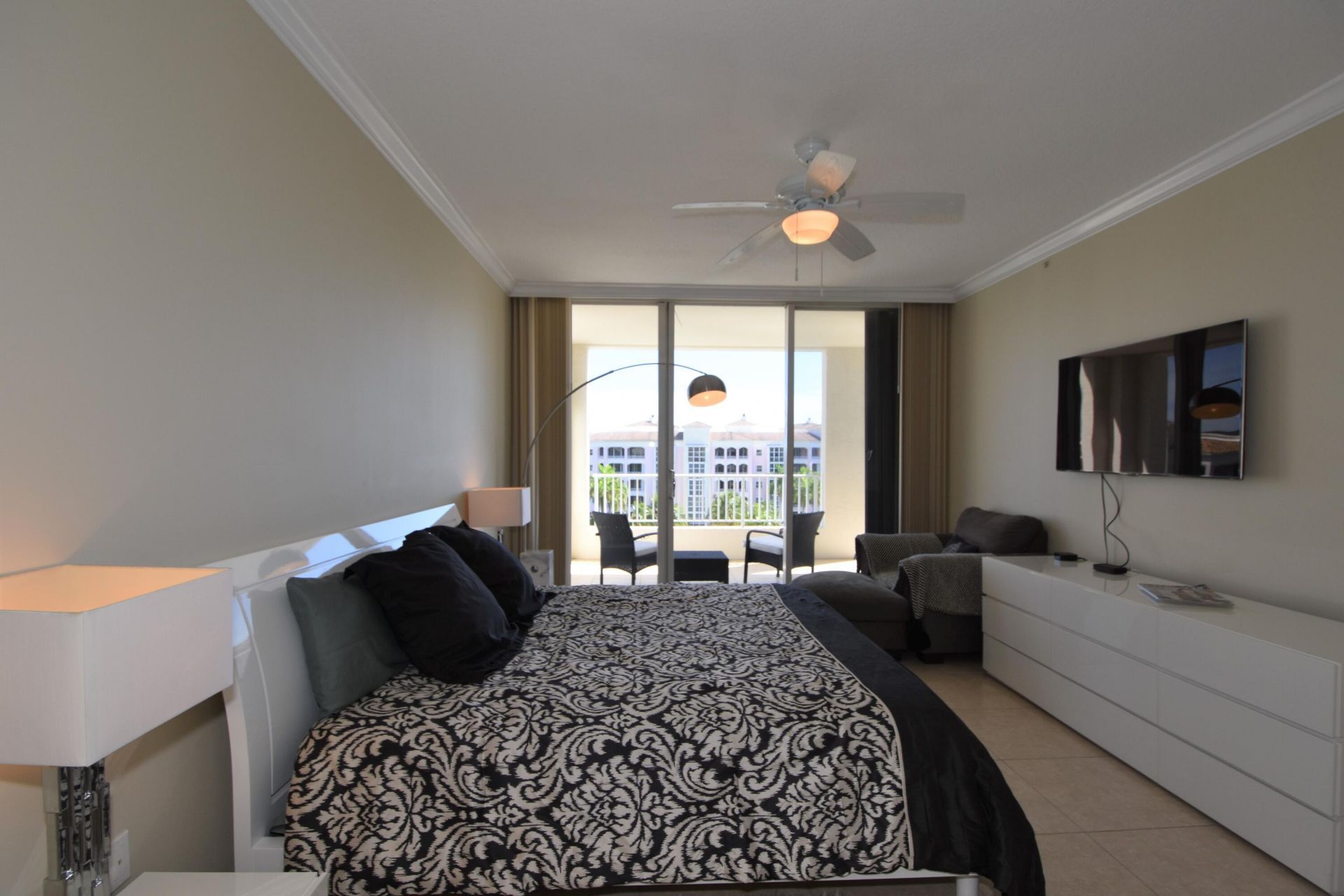 707 Crandon Boulevard, Unit PH-8, Key Biscayne, FL 33149 Photo