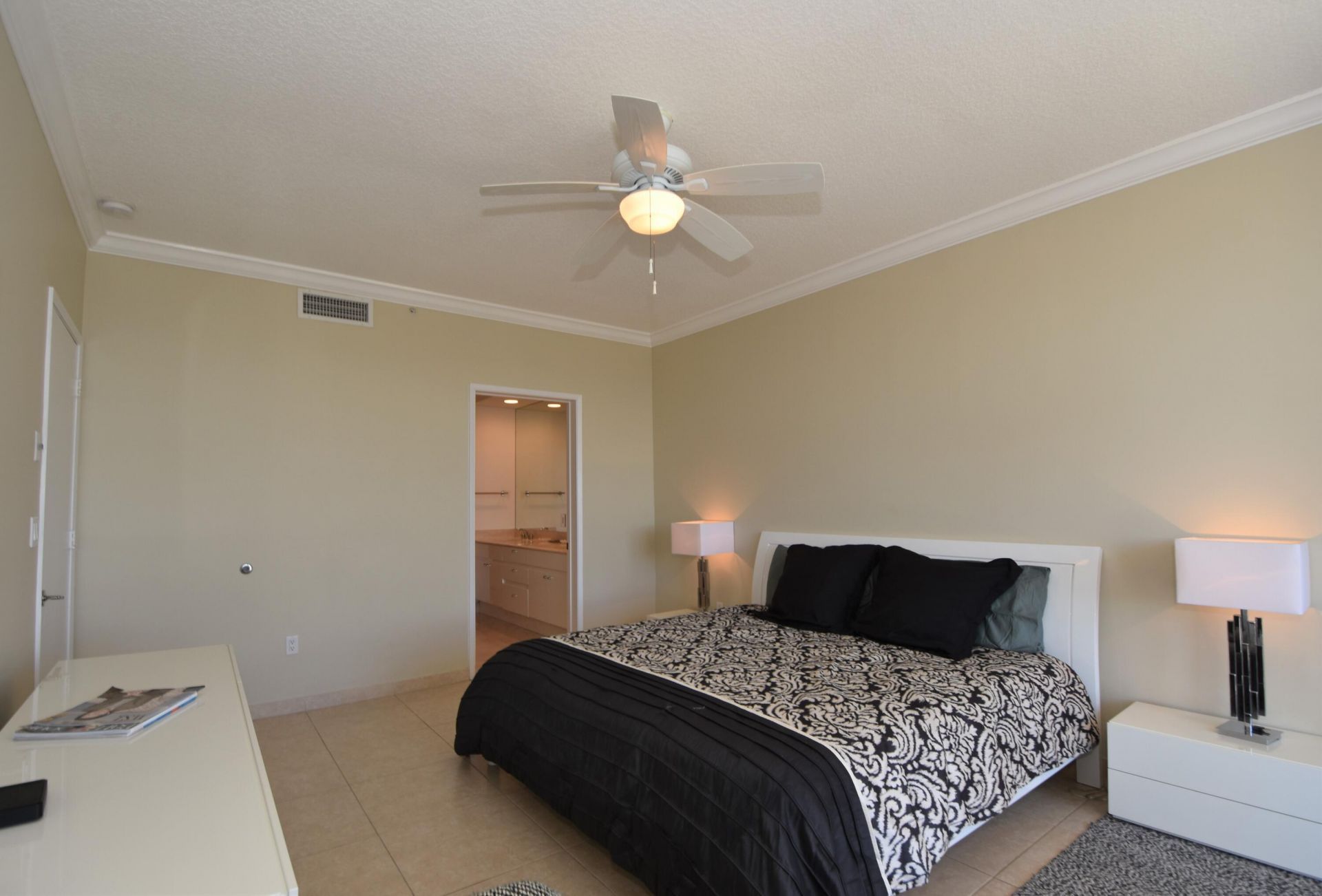 707 Crandon Boulevard, Unit PH-8, Key Biscayne, FL 33149 Photo