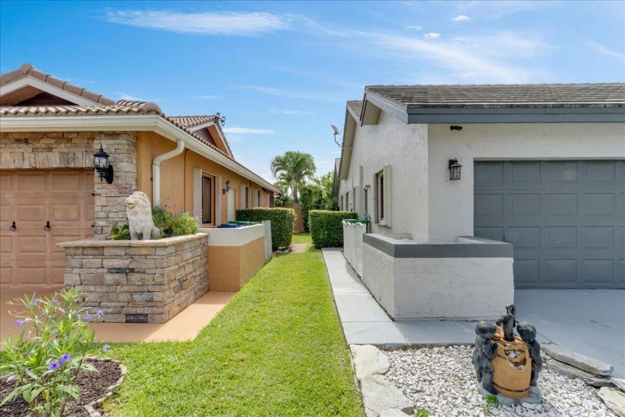 5345 NW 58th Terrace, Coral Springs, FL 33067 Photo