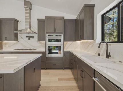 905 Linda Avenue, South Lake Tahoe, CA 96150 Photo
