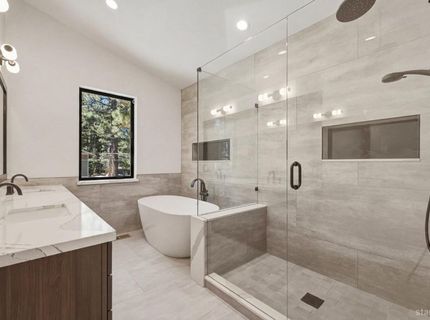 905 Linda Avenue, South Lake Tahoe, CA 96150 Photo