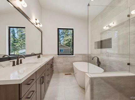 905 Linda Avenue, South Lake Tahoe, CA 96150 Photo