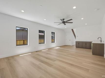 905 Linda Avenue, South Lake Tahoe, CA 96150 Photo