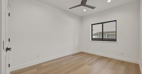 905 Linda Avenue, South Lake Tahoe, CA 96150 Photo