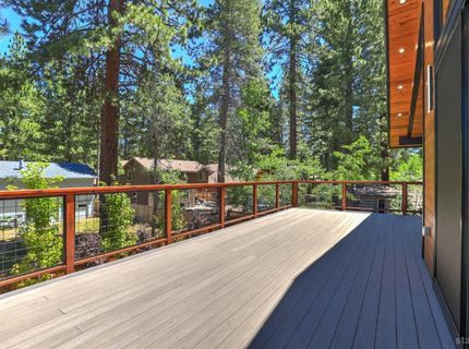 905 Linda Avenue, South Lake Tahoe, CA 96150 Photo