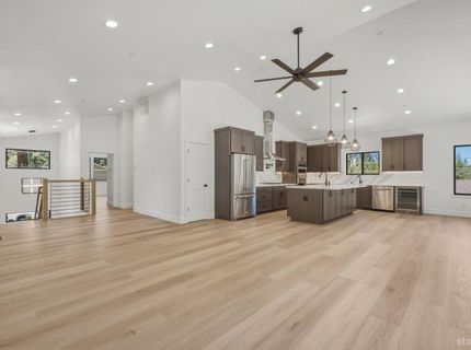 905 Linda Avenue, South Lake Tahoe, CA 96150 Photo