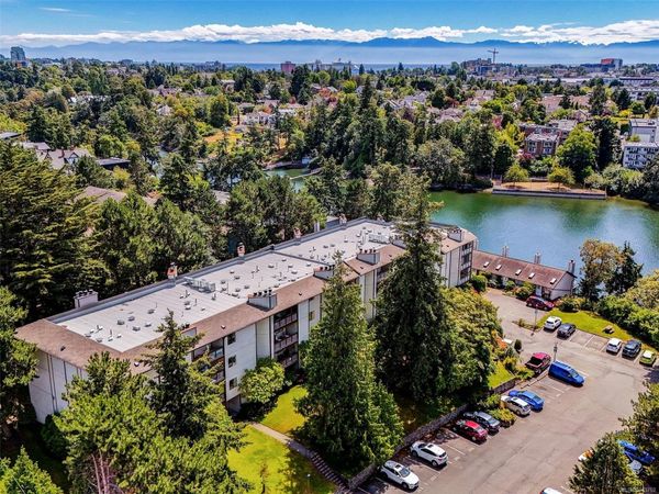 69 Gorge Rd W, Unit #410, Saanich, BC V9A 1L9