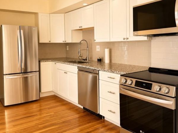394 Broadway, Unit 2, Somerville, MA 02145