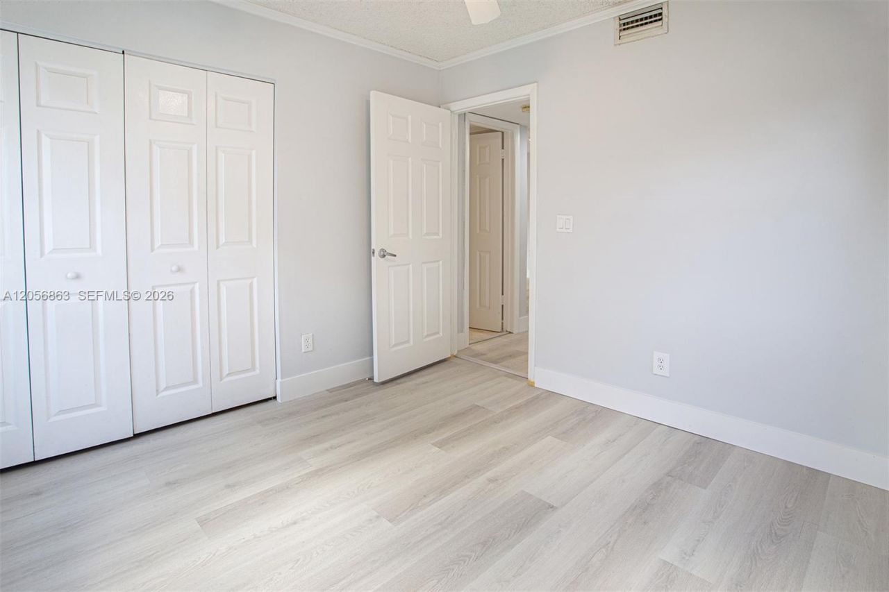 1000 NW 106th Ter, Unit 101, Pembroke Pines, FL 33026 Photo