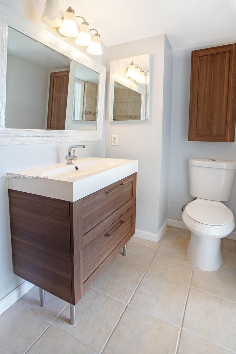 1000 NW 106th Ter, Unit 101, Pembroke Pines, FL 33026 Photo