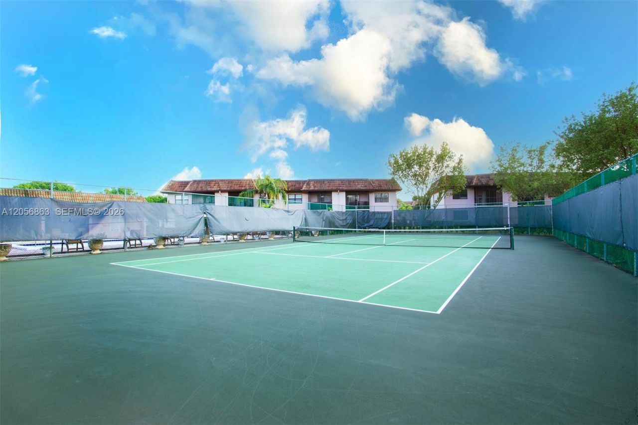 1000 NW 106th Ter, Unit 101, Pembroke Pines, FL 33026 Photo