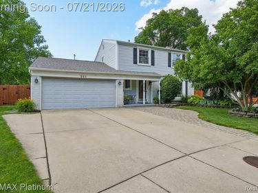981 Shenandoah Court, Clawson, MI 48017