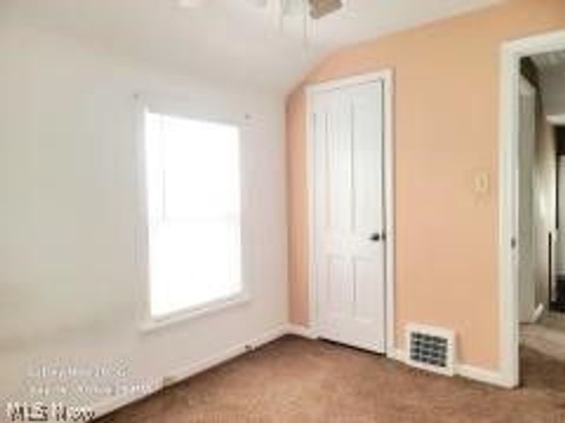 4318 W 60th Street, Cleveland, OH 44144 Photo 16