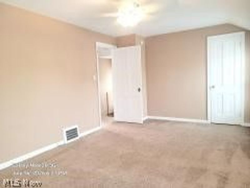 4318 W 60th Street, Cleveland, OH 44144 Photo 19