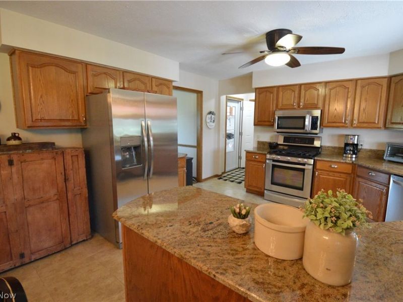 7600 Meadowood Drive, Canfield, OH 44406 Photo 16