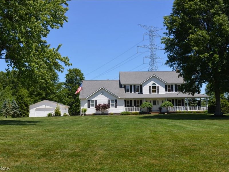 7600 Meadowood Drive, Canfield, OH 44406 Photo 2
