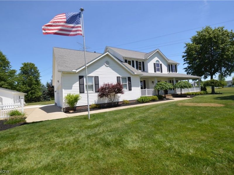 7600 Meadowood Drive, Canfield, OH 44406 Photo 9