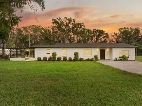 606 S WIGGINS ROAD , PLANT CITY, FL 33566