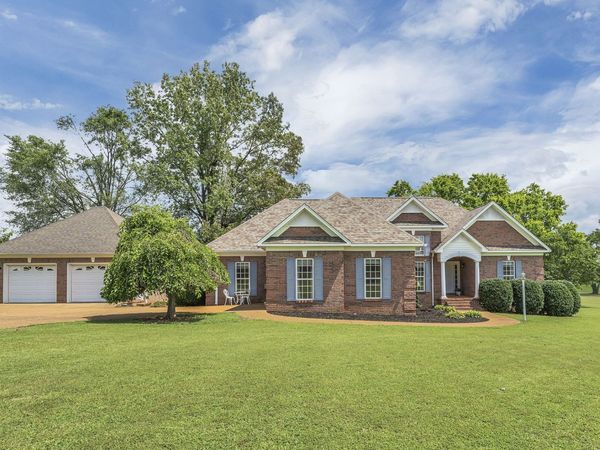 260 Kerr Farms Ln , Savannah, TN 38372