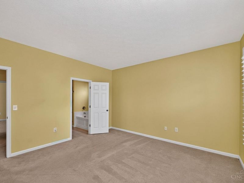 4244 N Gensen Loop, Union Twp, OH 45245 Photo 24