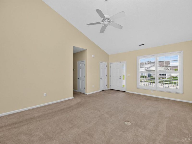 4244 N Gensen Loop, Union Twp, OH 45245 Photo 6