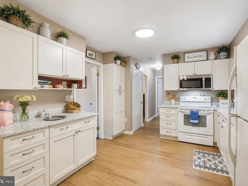 9810 Golden Russet Drive, Dunkirk, MD 20754 Main Photo