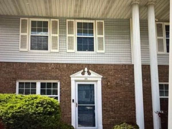 211 GAMBOCZ COURT, MONMOUTH JUNCTION, NJ 08852