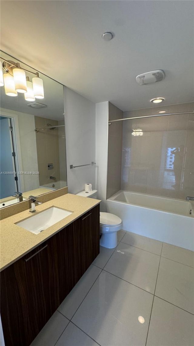 5252 NW 85th Ave, Unit 1203, Doral, FL 33166 Photo